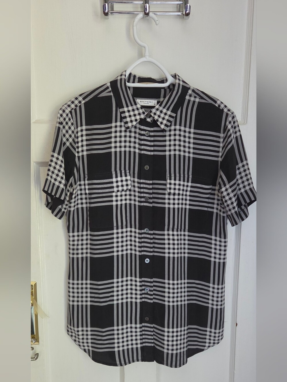 Equipment Black & White Plaid Short-Sleeve Silk Shirt
